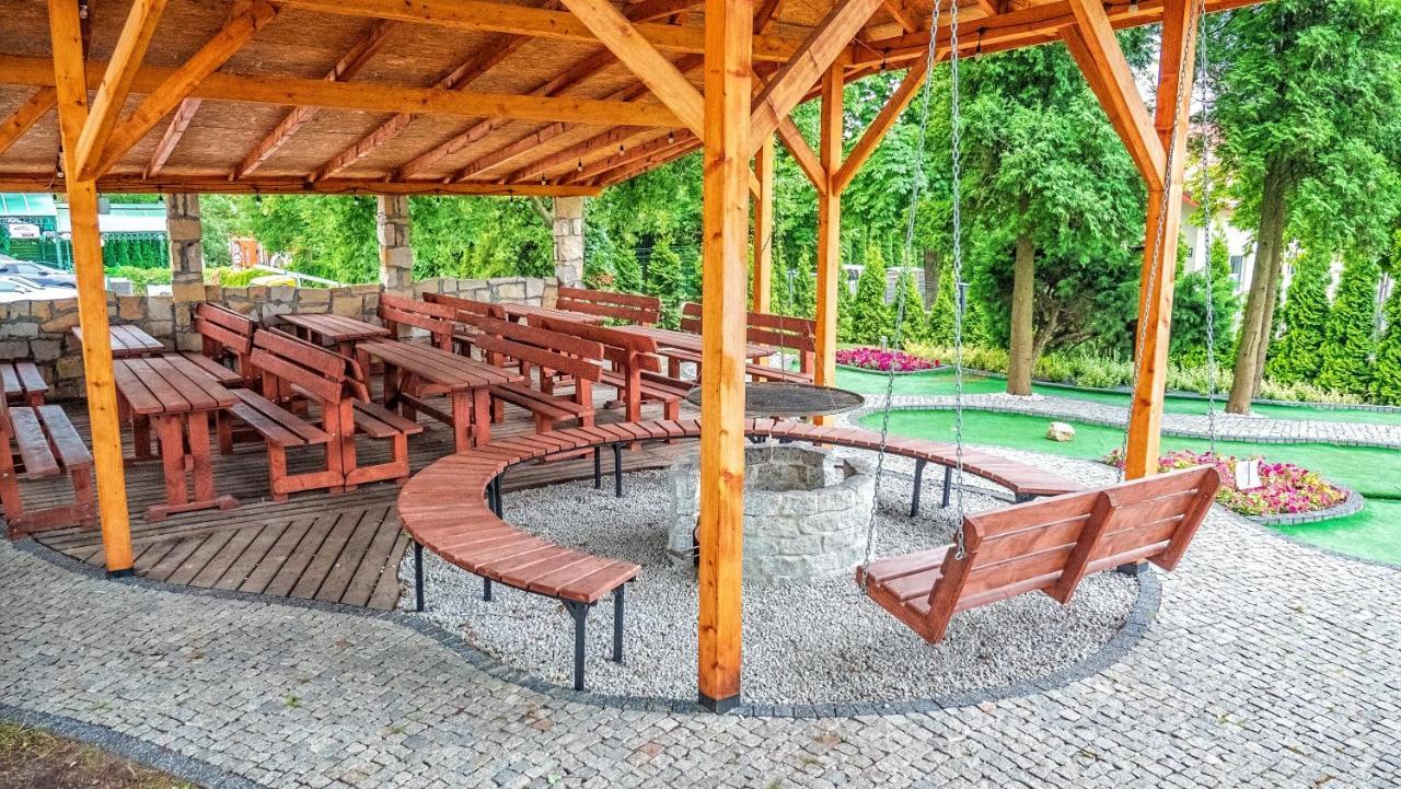 Hotel Senator Konferencje & Spa Starachowice Exterior foto